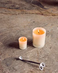 Sweet Pea & Jasmine Candle view 2
