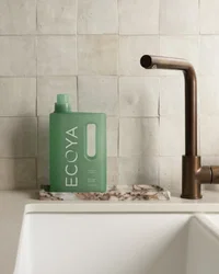 Wild Sage & Citrus Laundry Liquid view 2